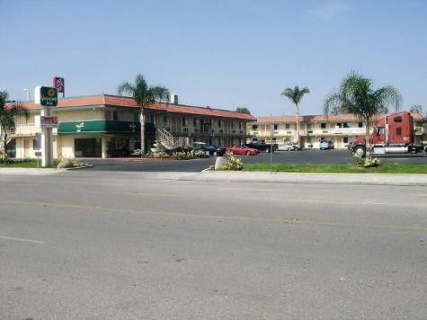 Vagabond South Motel 2*